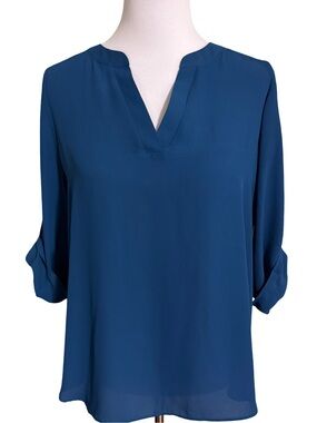 Chaus Teal V-Neck Roll-Tab Blouse